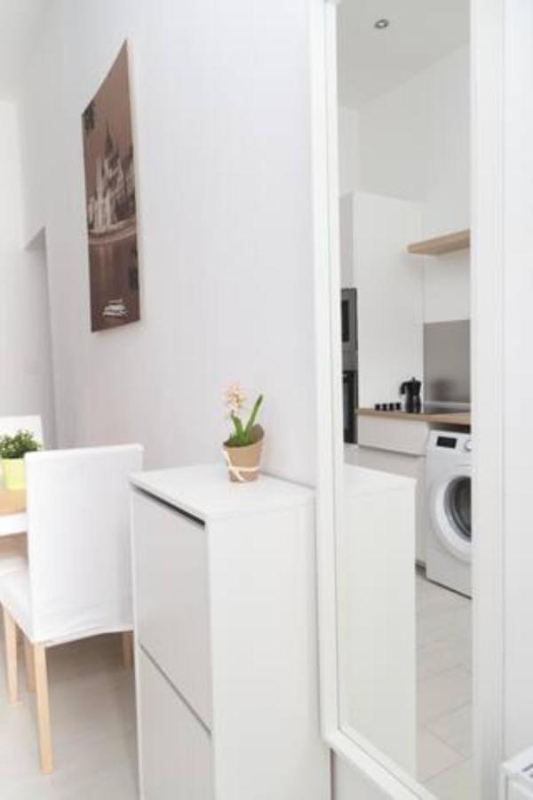 Hi-Bp Sunny Home Apartments In The Heart Of Budapest Esterno foto